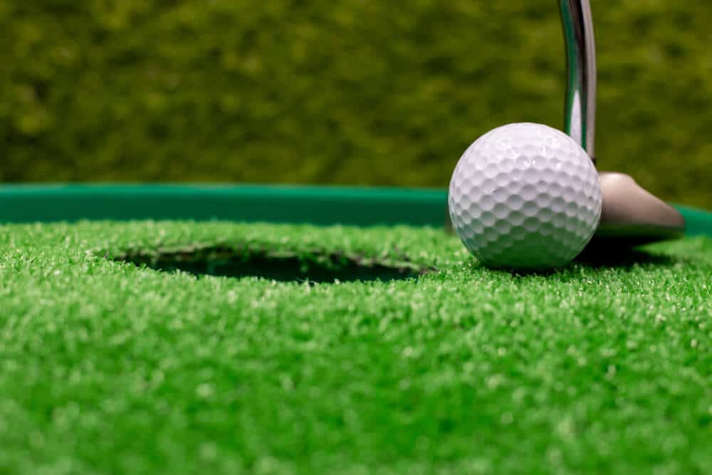 Outdoor Putting Green Cost and Benefits